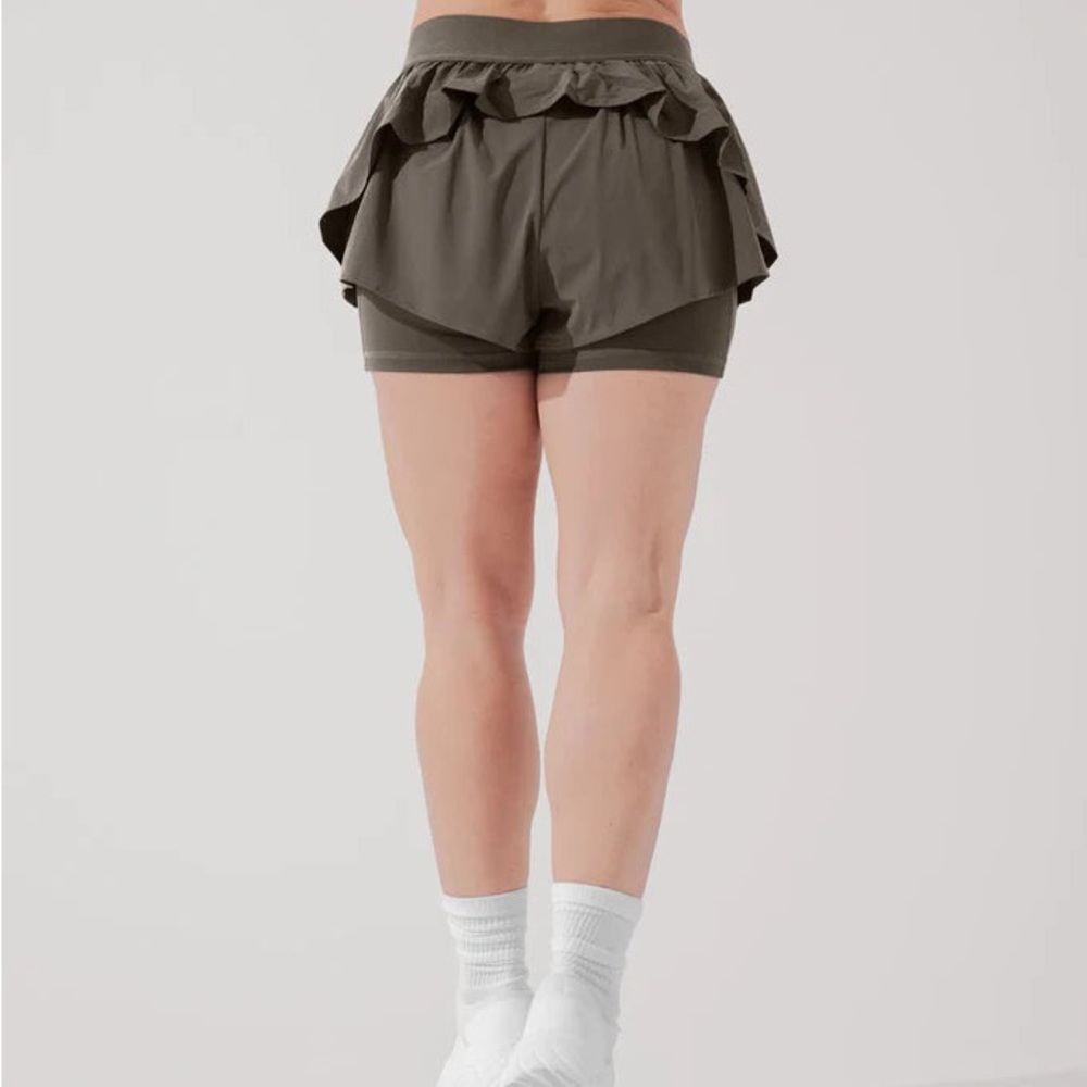 On the Run Ruffle Short - Picture 5 of 11